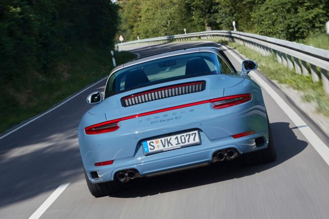 Porsche 911 la targa 4s a droit a une serie limitee exclusive design 