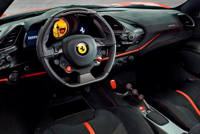 Ferrari 488 pista les premieres images en fuite 
