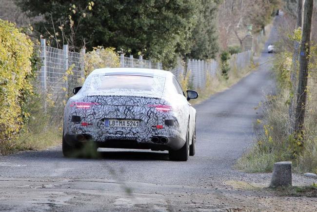 Mercedes AMG GT4 : elle arrive au salon de Genève