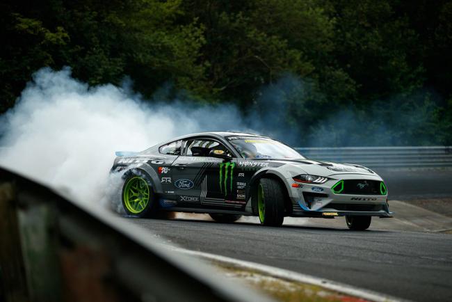 Ford mustang rtr un drift record sur le nurburgring 