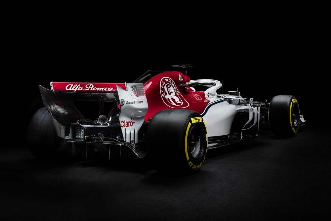 Exterieur_Alfa-Romeo-Sauber-F1-Team_8