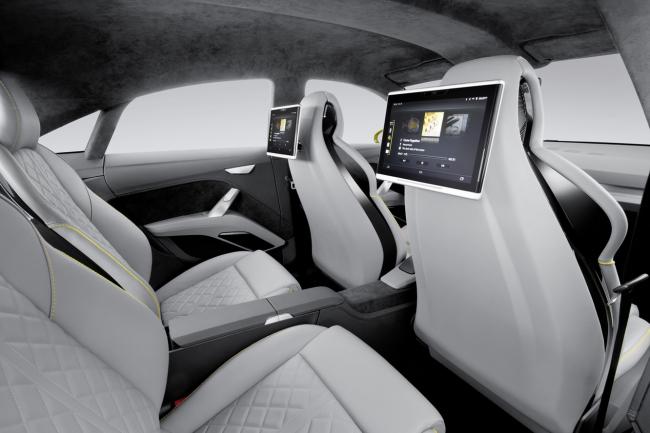 Interieur_Audi-TT-Offroad-Concept_14