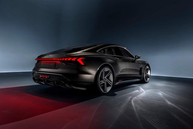 Exterieur_Audi-e-tron-GT-Concept_22