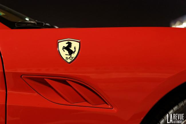 Exterieur_Ferrari-California-V8_4