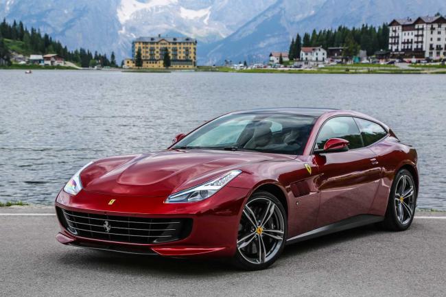 Exterieur_Ferrari-GTC4Lusso-T_0