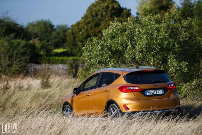 Exterieur_Ford-Fiesta-Active-SUV_1