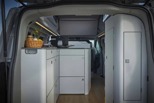 Ford Transit Custom Nugget LWB : On peut faire « popo » dedans !