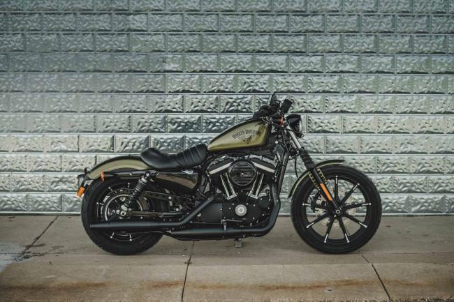 Exterieur_Harley-Davidson-Iron-883_7