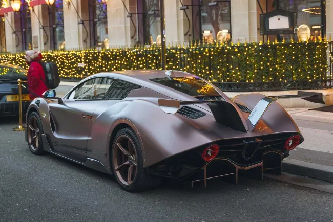 Hispano Suiza Carmen Sagrera : une apparition discrète (ou presque) au Plaza Athénée