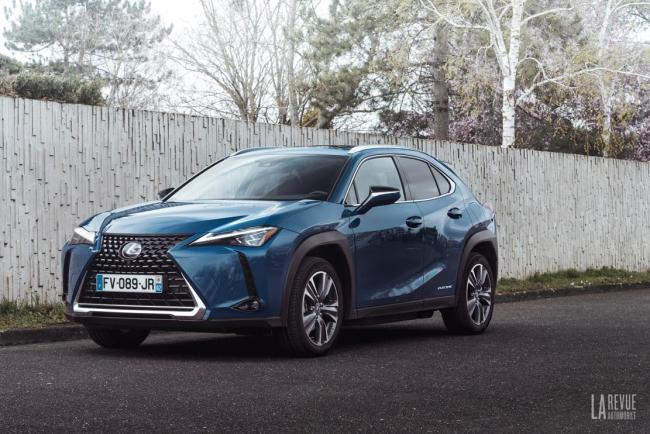 Exterieur_lexus-ux-300e-essai-du-premier-pas-de-lexus-vers-le-100-electrique_0