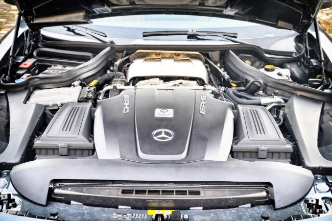 Exterieur_Mercedes-AMG-GT_1