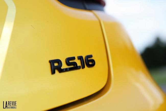 Exterieur_Renault-Clio-RS-16-275_0
