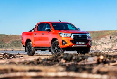 Toyota Hilux : invincible X, un nouveau haut de gamme