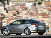 Exterieur_Alfa-Romeo-GT-Coupe_23
                                                        width=