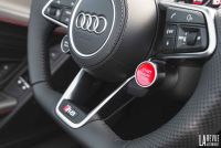 Interieur_Audi-R8-RWS-V10-Coupe_21
                                                        width=