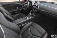 Interieur_Audi-R8-RWS-V10-Coupe_22