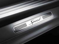 Interieur_Bentley-Continental-Flying-Spur-Speed-2009_8
                                                        width=