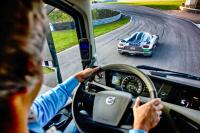 Interieur_Comparatif-Camion-Volvo-VS-Koenigsegg_13
                                                        width=