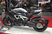 Exterieur_Ducati-Diavel-AMG-2012_8
                                                        width=