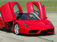 Exterieur_Ferrari-Enzo_44
                                                        width=