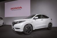 Exterieur_Honda-Vezel-Hybrid-2014_7