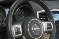 Interieur_Jeep-Grand-Cherokee-2011_24
                                                        width=