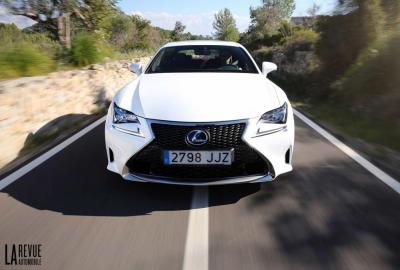 Essai lexus rc 300h de la douceur a tous les etages 