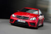 Exterieur_Mercedes-C63-AMG-Coupe-Black-Series_12
                                                        width=