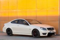 Exterieur_Mercedes-C63-AMG-Coupe_1
                                                        width=