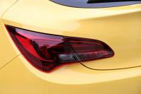 Interieur_Opel-Astra-GTC-2014_29