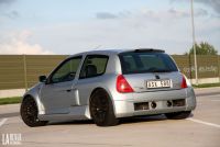 Exterieur_Renault-Clio-V6-Roadtrip_34
                                                        width=