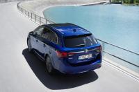 Exterieur_Toyota-Avensis-Touring-Sports-2015_40
                                                        width=
