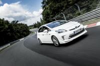 Exterieur_Toyota-Prius-Plug-in-TRD_1