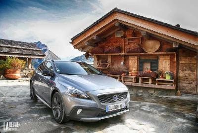 Essai volvo v40 cross country d4 on veyrat bien 