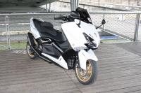 Exterieur_Yamaha-T-MAX-White-530-Pons_9
                                                        width=