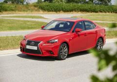 La lexus is adopte le turbo avec la 200t 