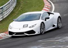 Spyshots la lamborghini huracan superleggera monte sur le ring 