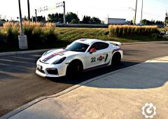 Porsche cayman gt4 martini racing devoir de memoire 