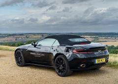 Aston martin db11 volante les premiers cliches devoiles 