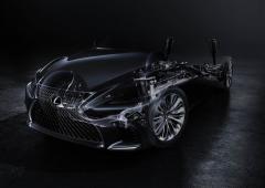 Lexus ls un teaser pour la nouvelle generation 