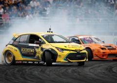 La toyota corolla grimpe a plus de 1 000 ch en formula drift 