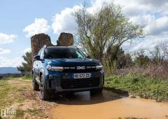 Exterieur_dacia-bigster-hybrid-155-journey-decouvrez-en-photos-le-suv-qui-bouscule-tout_10