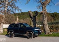 Exterieur_dacia-bigster-hybrid-155-journey-decouvrez-en-photos-le-suv-qui-bouscule-tout_3