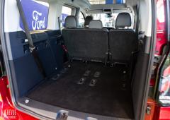 Interieur_ford-tourneo-connect-2022_10