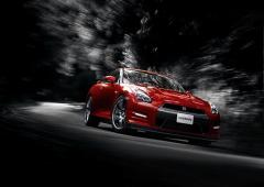 Nissan gt r de nouvelles evolutions pour le millesime 2016 