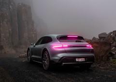 Exterieur_au-coeur-d-un-essai-electrique-la-porsche-taycan-4s-cross-turismo-en-images_12