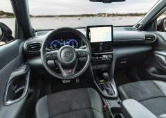 Exterieur_toyota-yaris-cross-130-hybride-les-les-photos-et-les-infos-de-notre-essai_13
                                                        width=