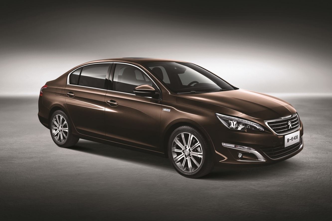 Peugeot renouvelle sa 408 pour la chine 