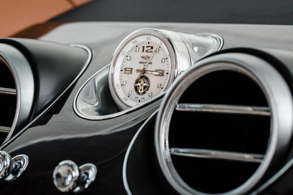 Image principale de l'actu: Bentley bentayga une horloge breitling tourbillon a 150 000 livres 