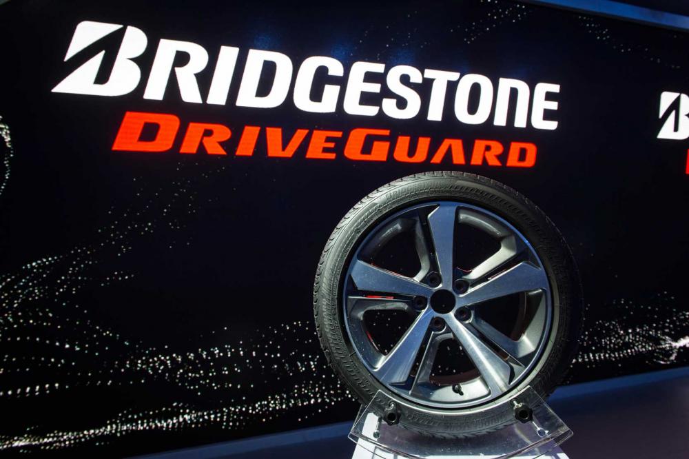 Image principale de l'actu: Bridgestone driveguard crever et continuer 